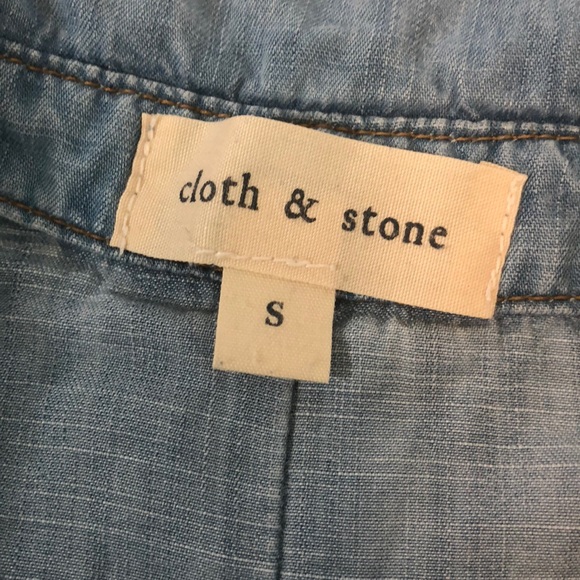 📦 🚚 EVERYTHING MUST GO! Anthro/Cloth & Stone Chambray Top | Sz S - Picture 6 of 6